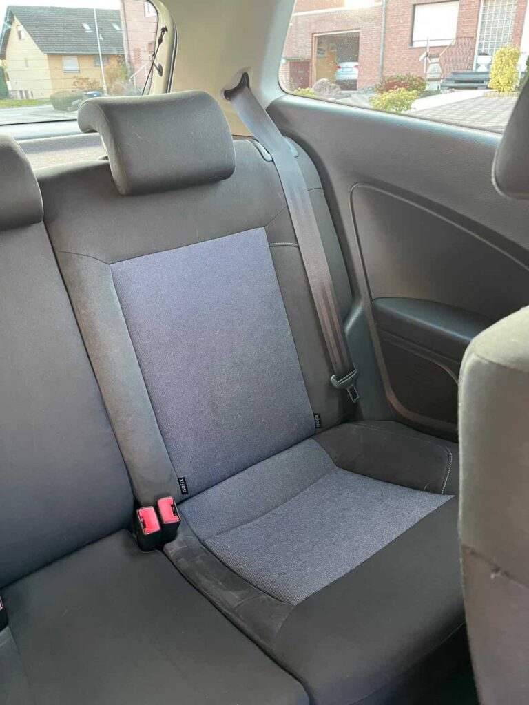 Gesäuberte Rückbank eines Autos |